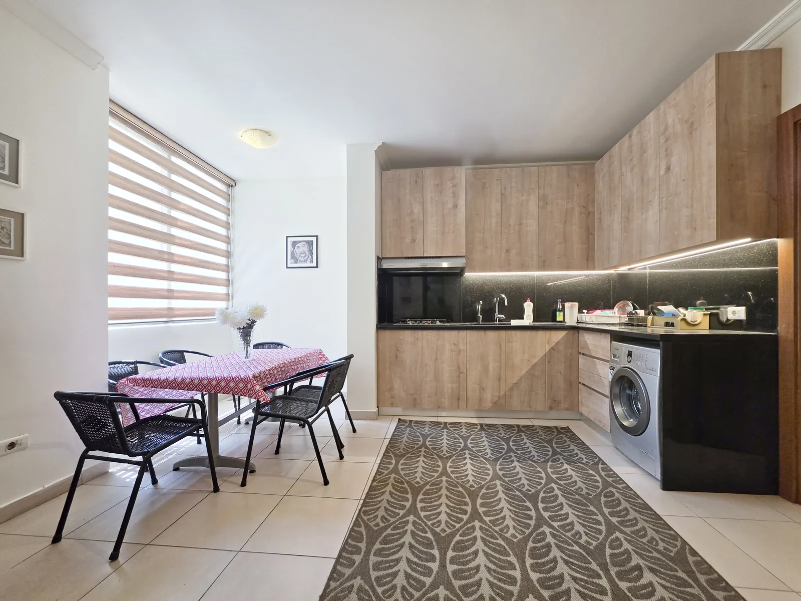Flat for Rent in Achrafieh — الصورة 3