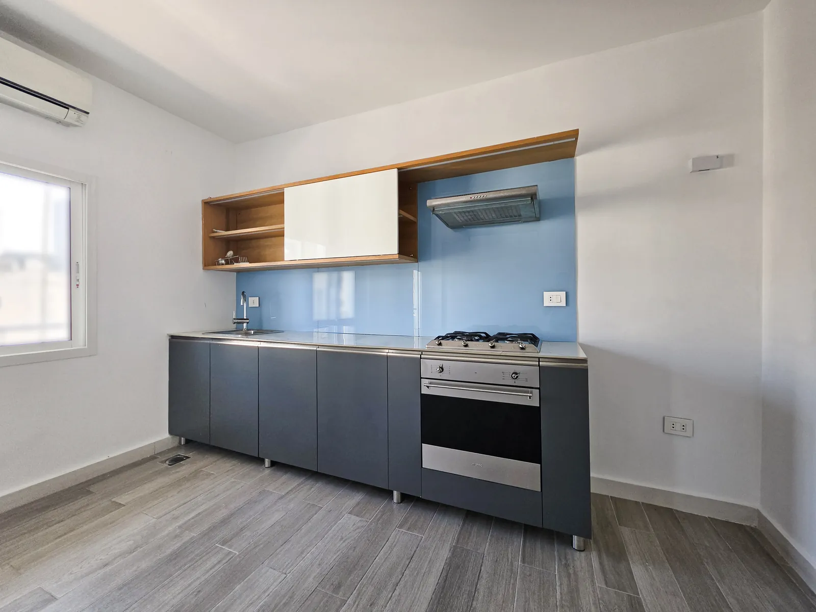 Flat for Rent in Achrafieh — الصورة 3