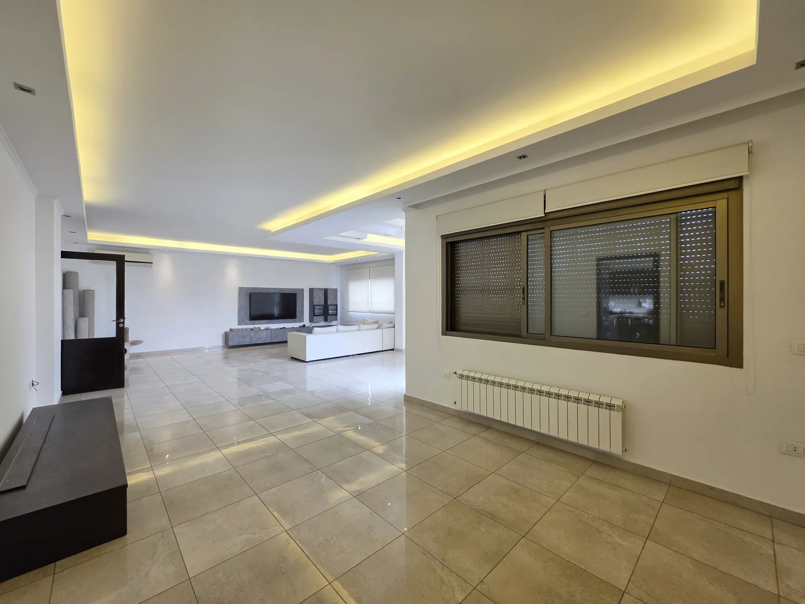 Flat for Sale in Sin El Fil — الصورة 3