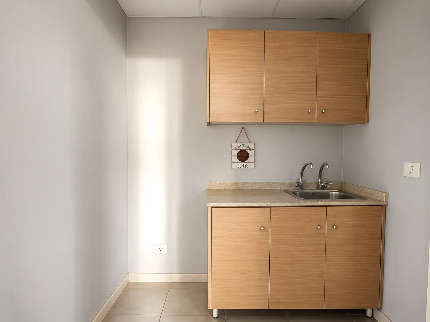 Office for Rent In Jbeil — الصورة 4