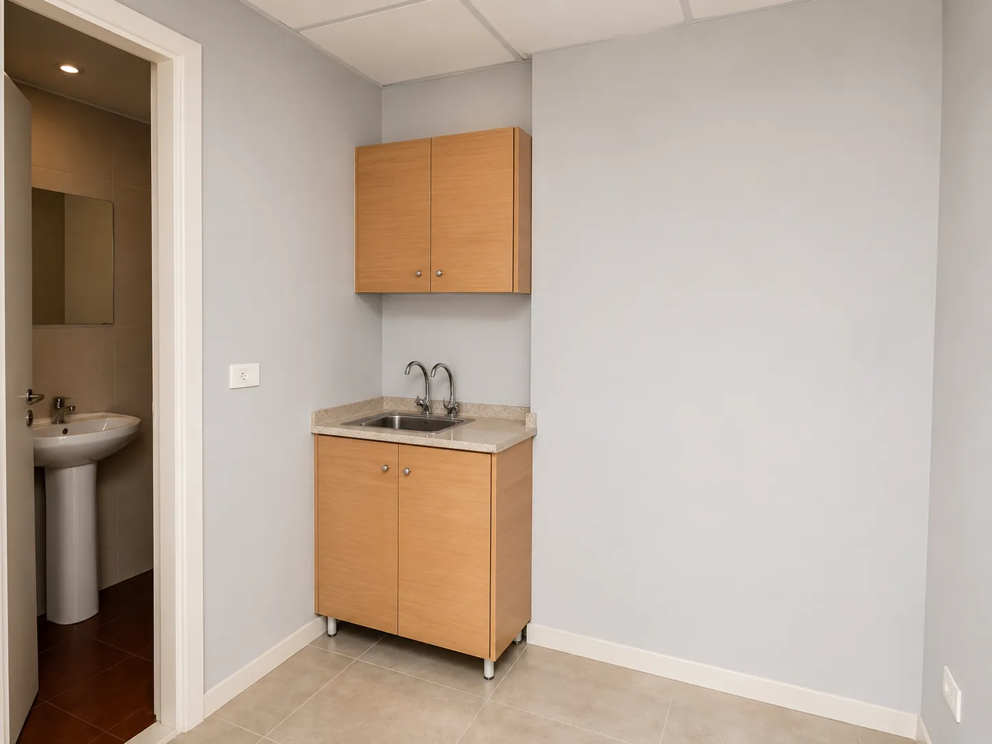 Office for Rent In Jbeil — الصورة 5