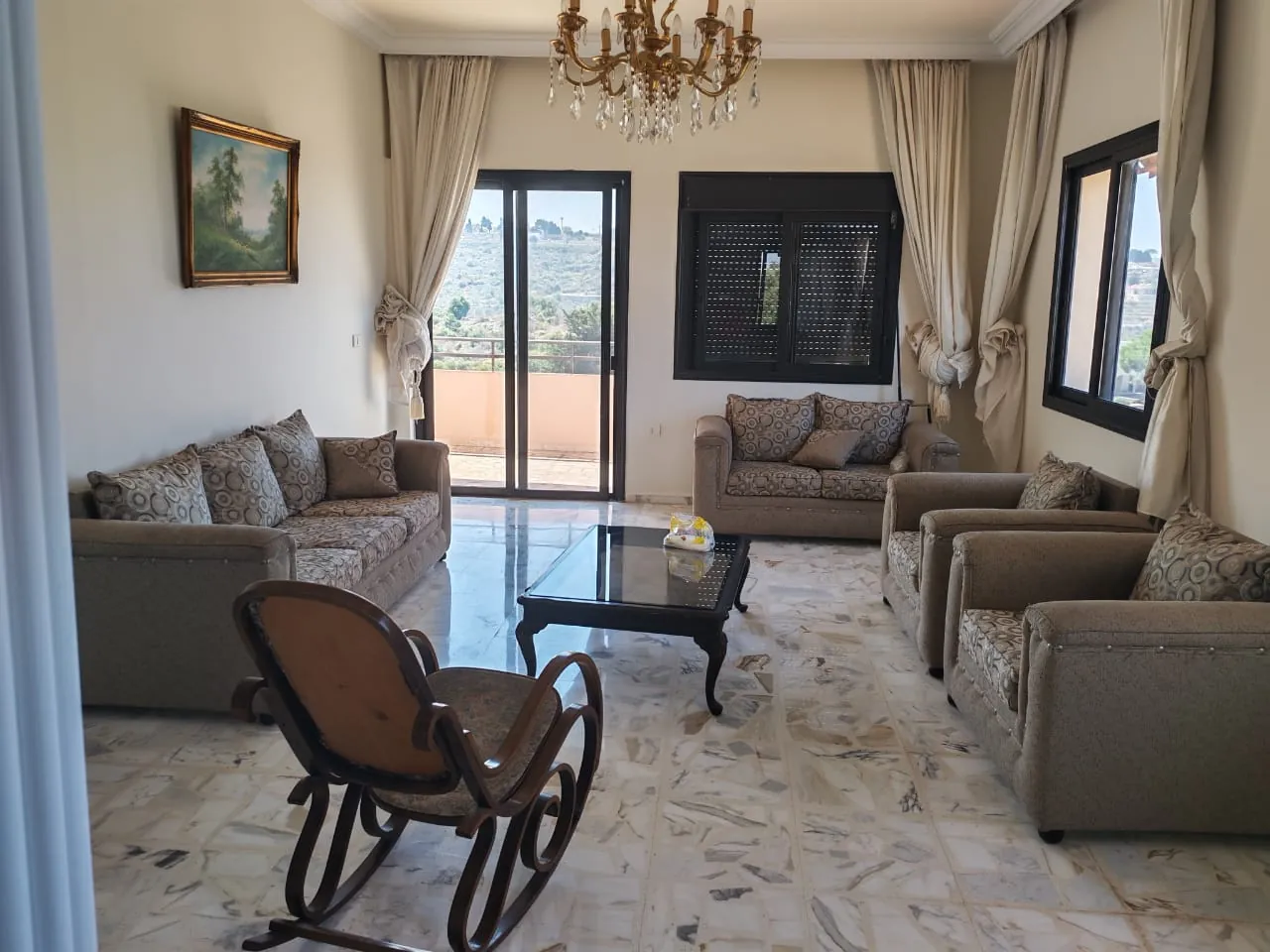 Apartment for Rent in Batroun — الصورة 3