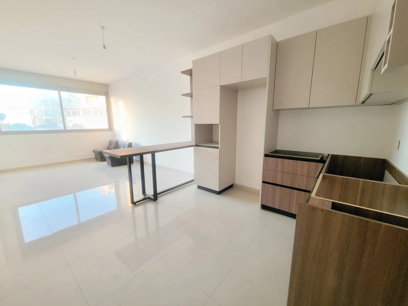 Apartment for Sale In Halat