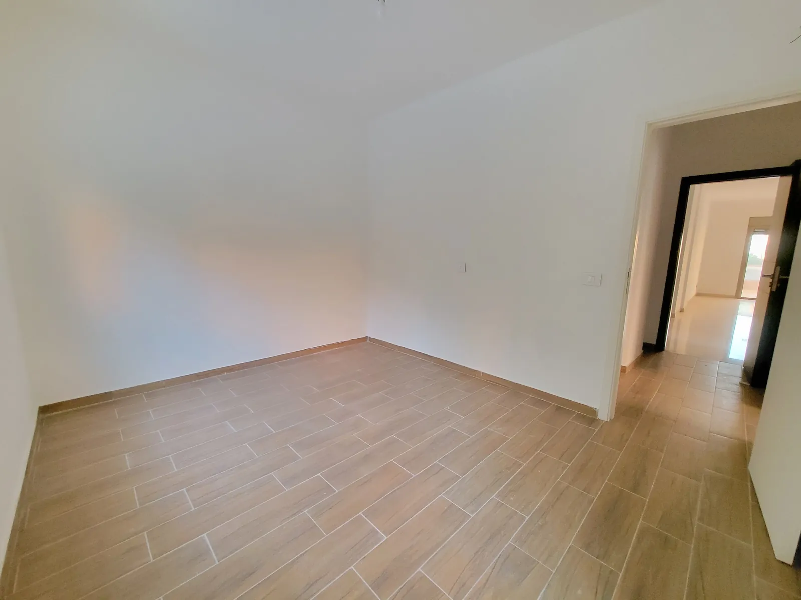 Brand New Apartment for Sale in Halat — photo 3