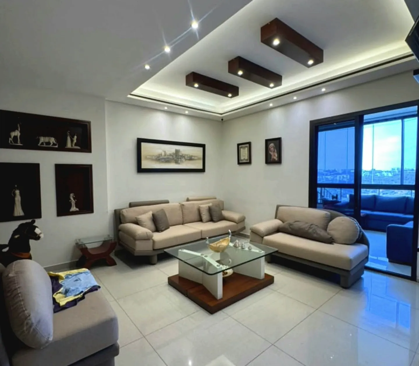 Apartment for Sale in Awkar