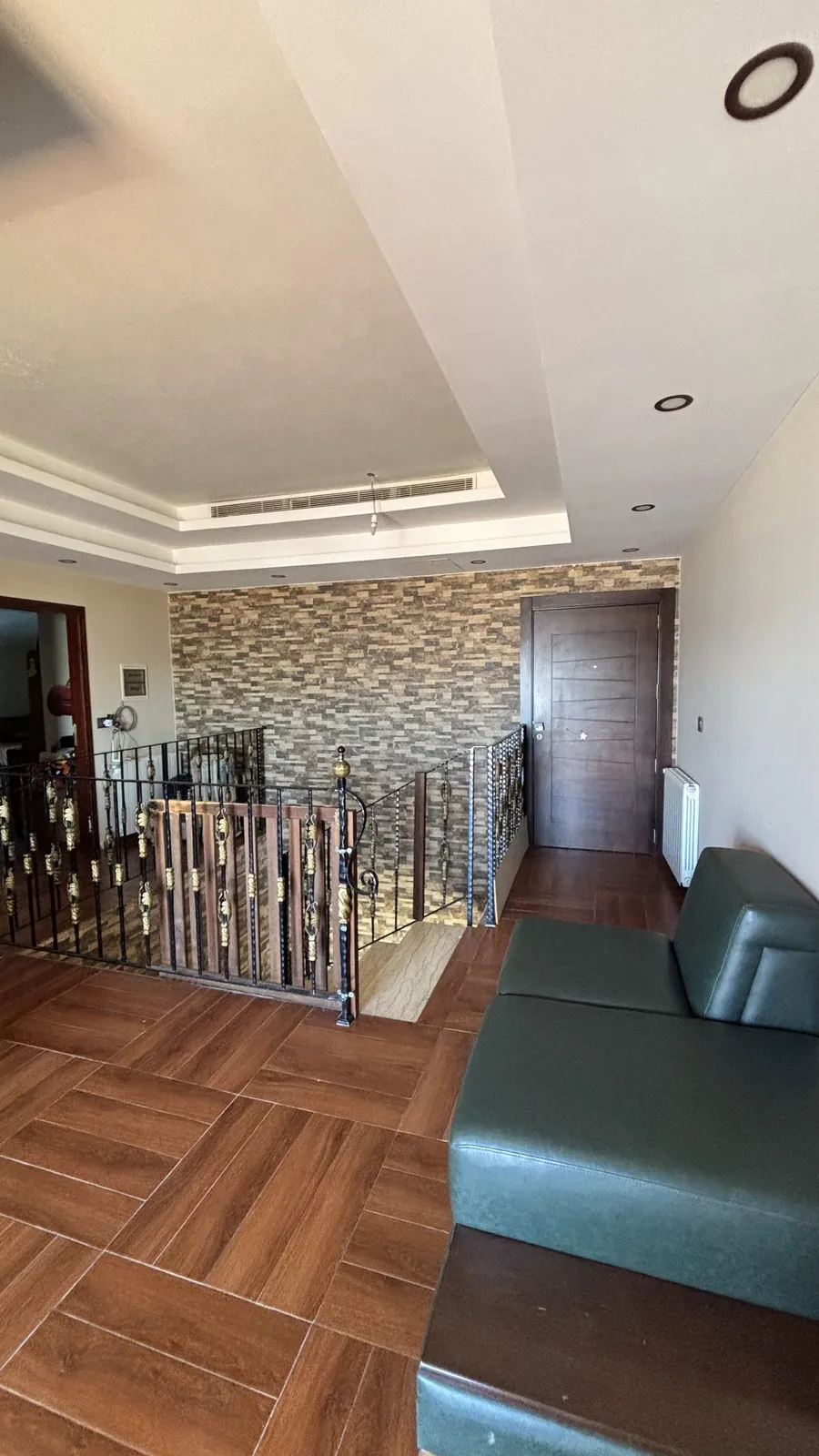 Duplex  for Rent In  Jbeil — الصورة 3