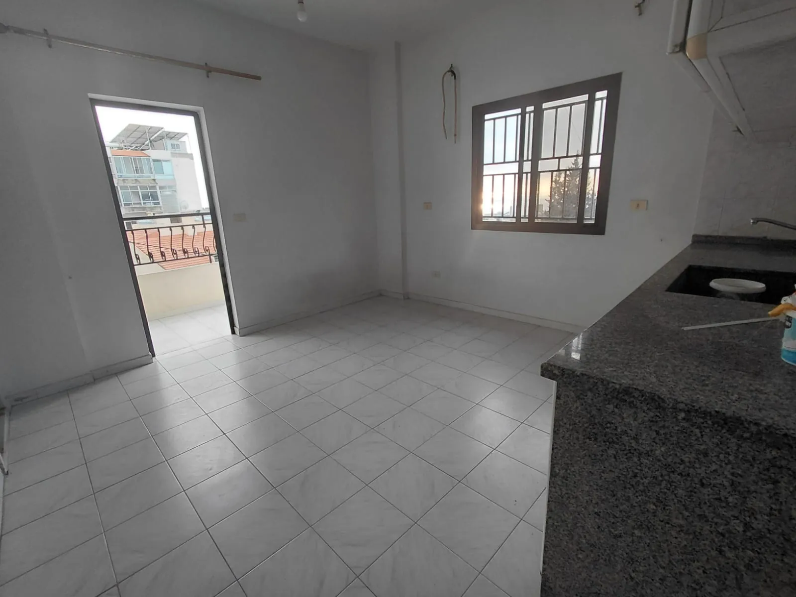 Apartment for Rent In Blat — الصورة 3