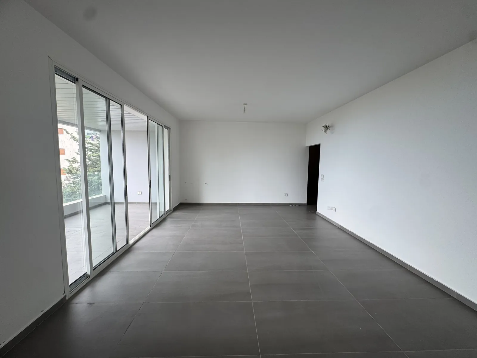 Apartment for Sale in Fanar — photo 2
