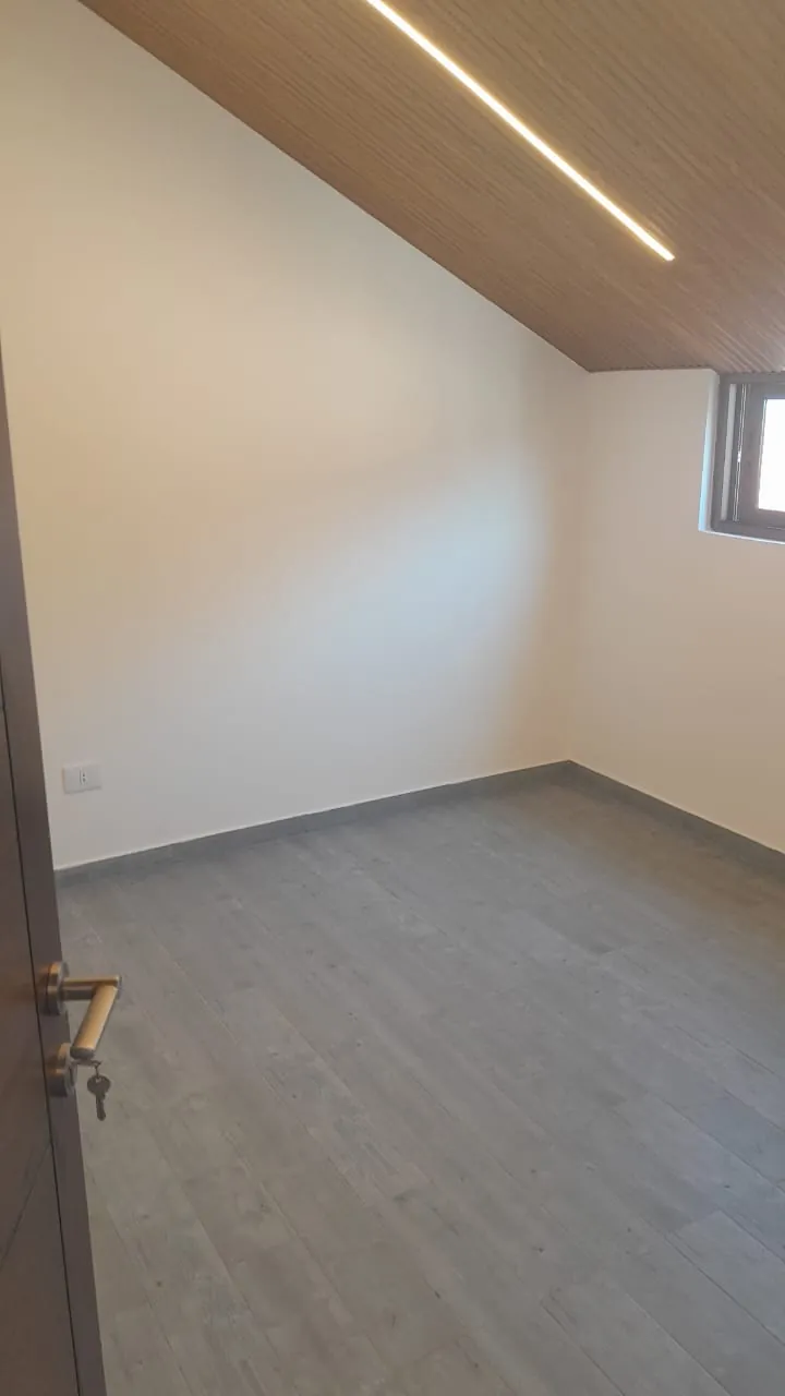Rooftop for Rent in Sabtieh — الصورة 3
