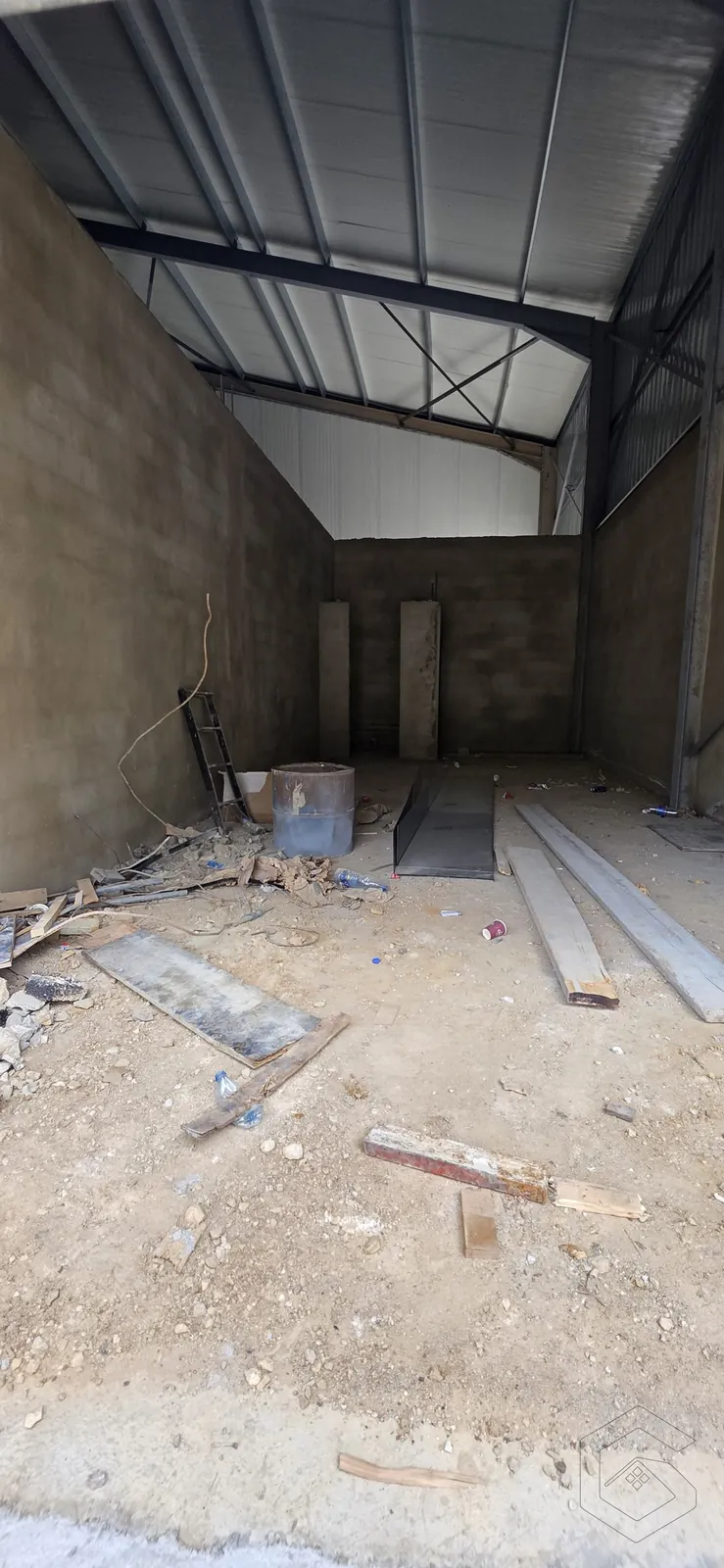 Warehouse for Rent in Mazraat Yachouh — الصورة 2