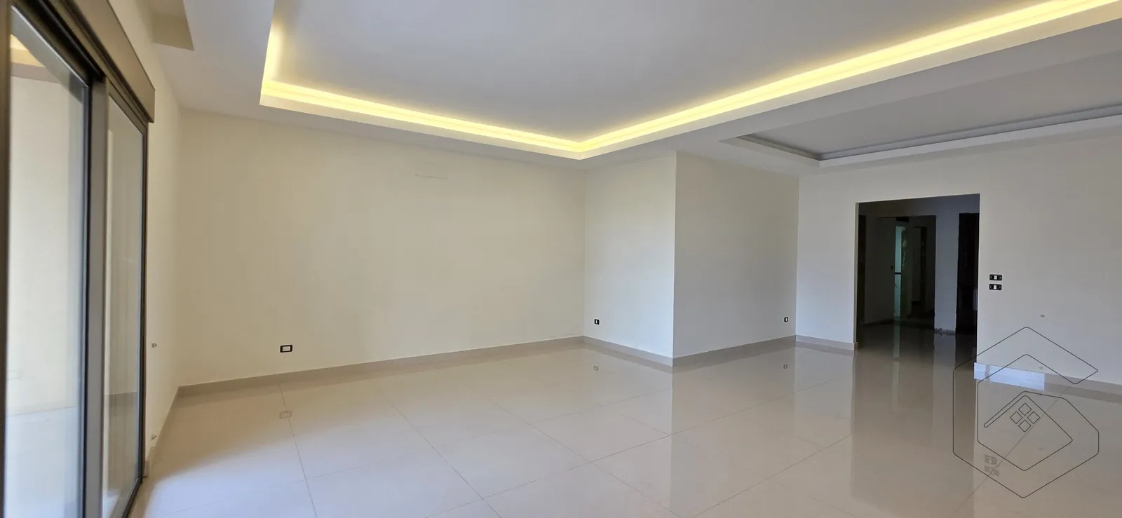Apartment for Sale in Mazraat Yachouh — photo 2