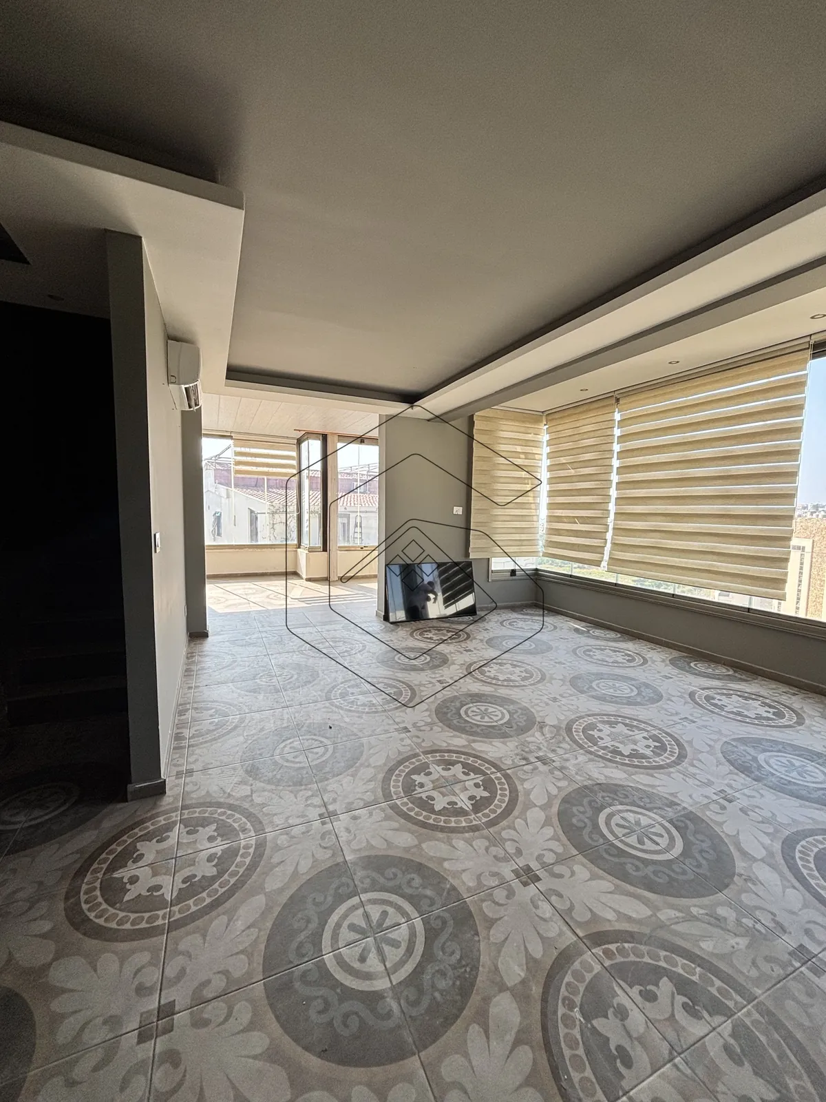 Duplex for Rent in Jbeil — الصورة 2