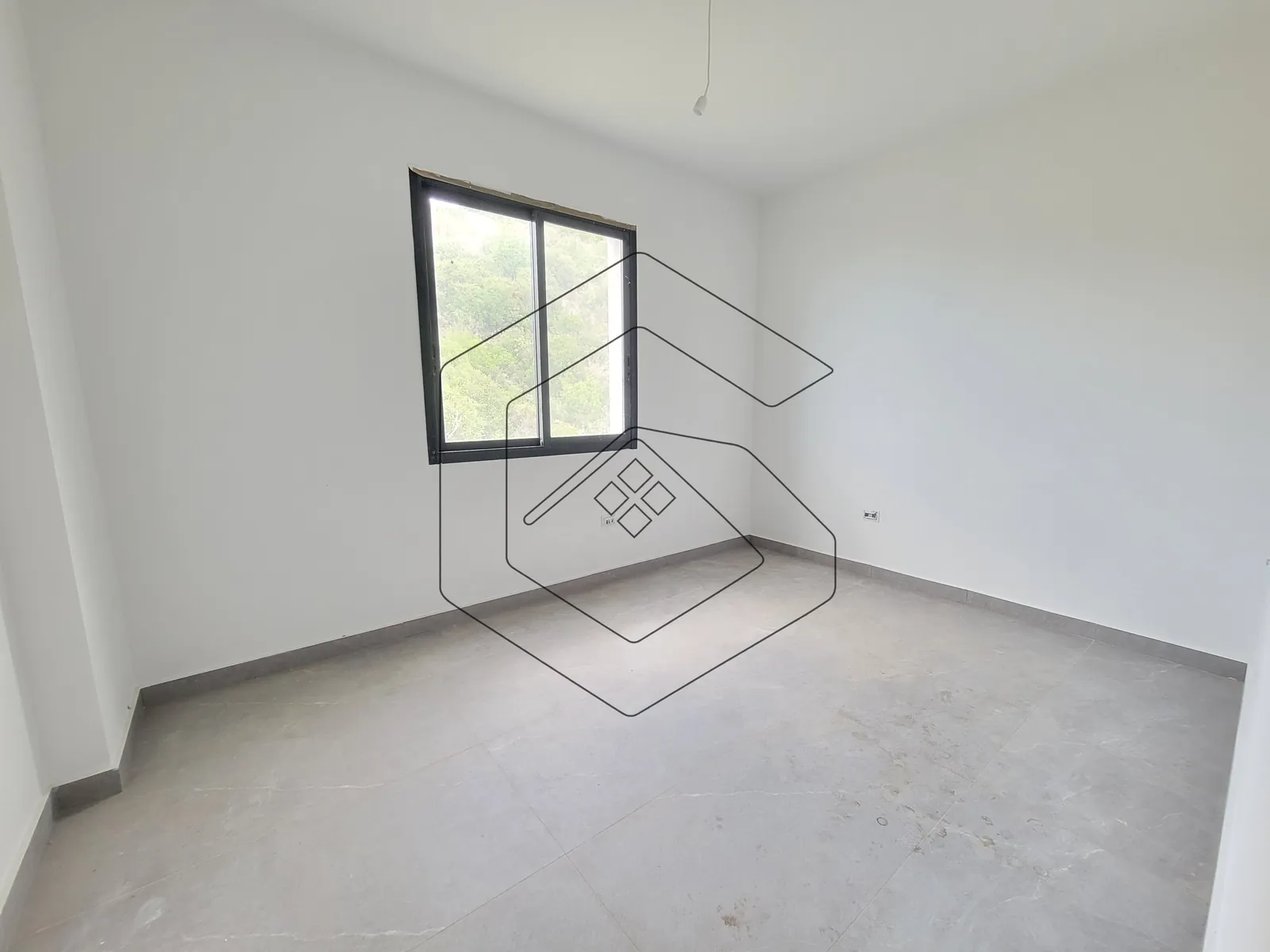 Apartment for Sale In Halat