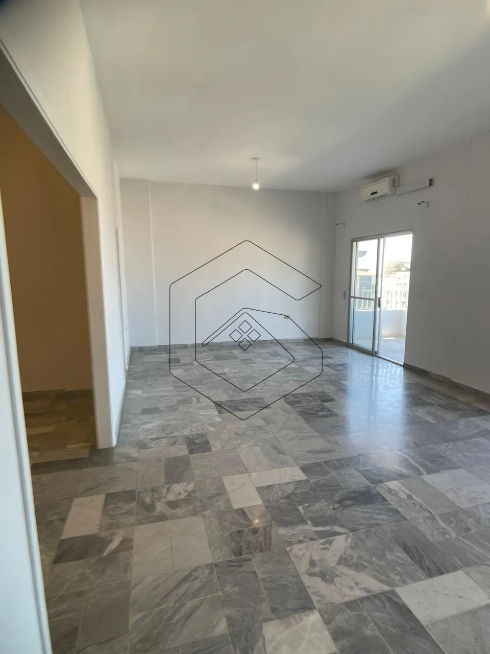 Apartment for Sale in Hlaliyeh - Saida — photo 2