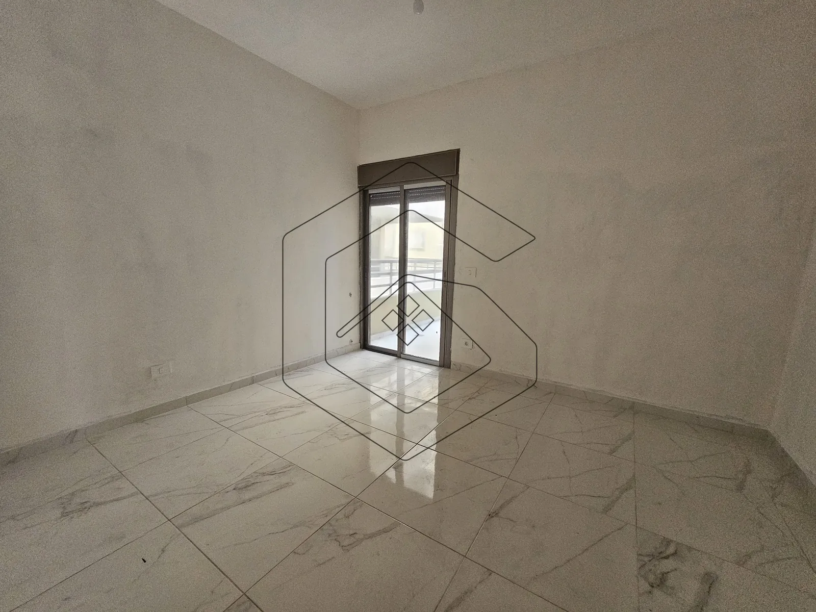 Apartment for Sale In Haret Sakher — photo 2