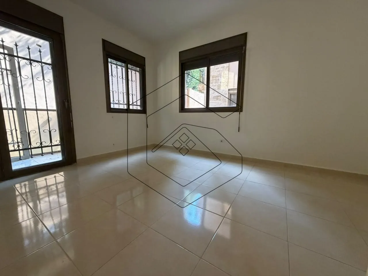 Apartment for Rent In Bouar — الصورة 5