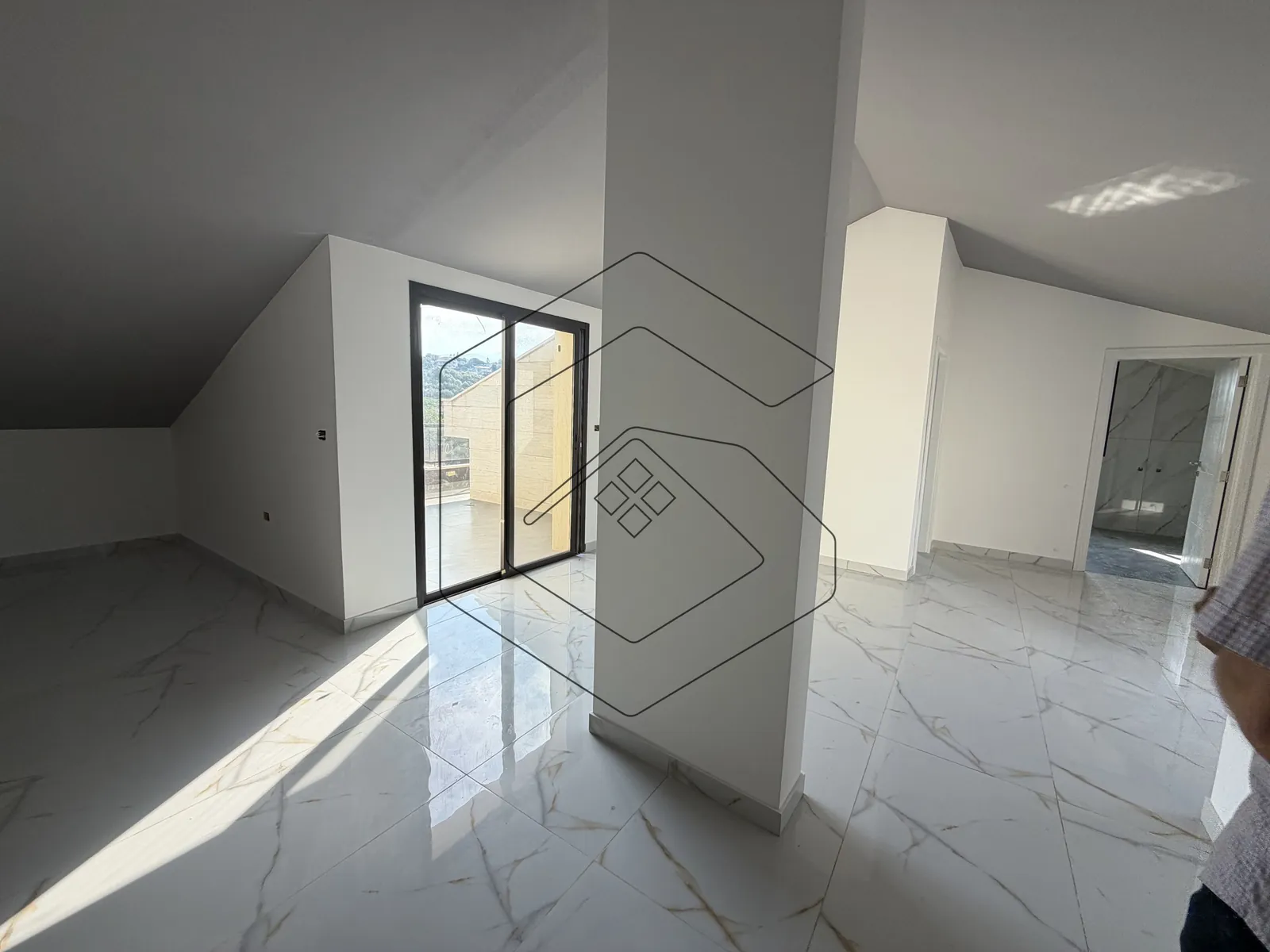 Duplex for Sale in Jeddayel — الصورة 4