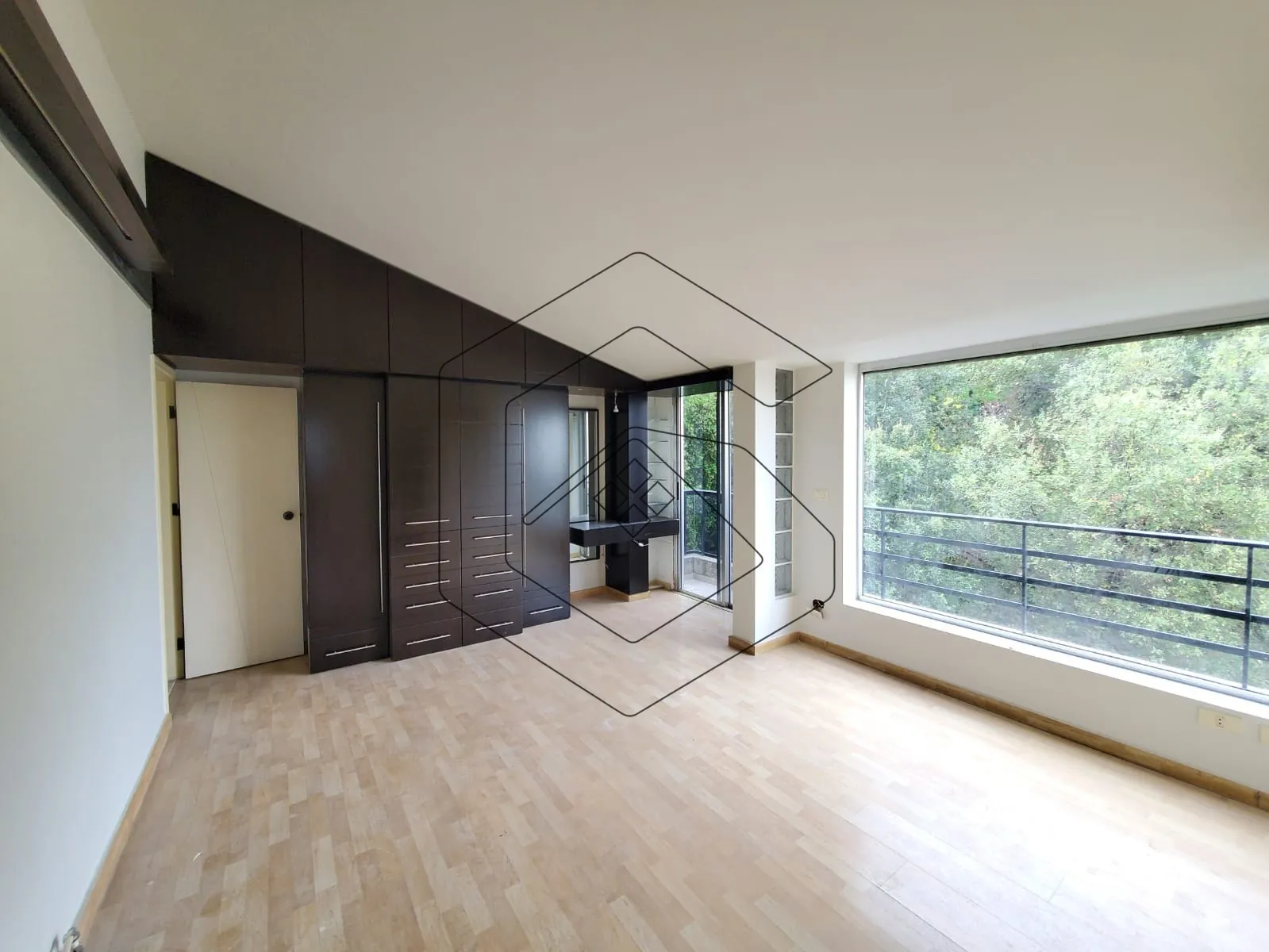 Apartment for Sale In Ain El Rihaneh — photo 2