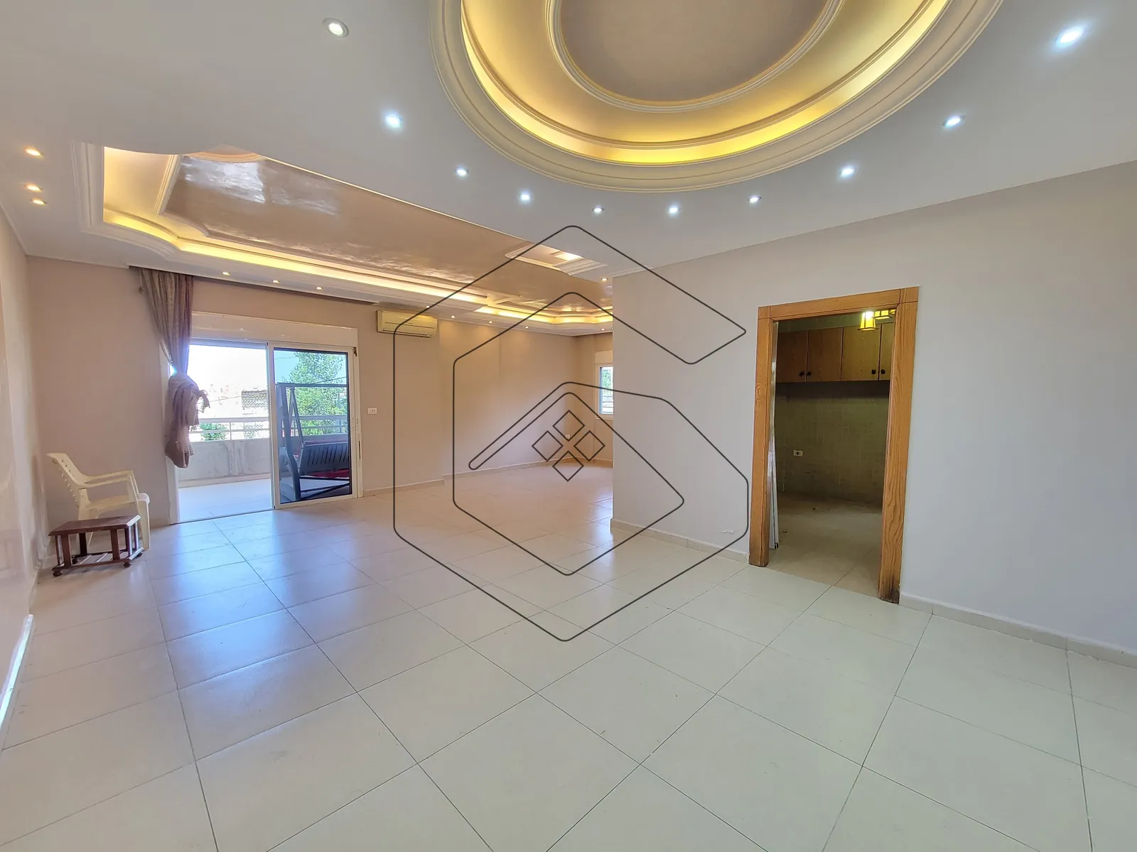 Apartment for Sale In Halat — photo 2