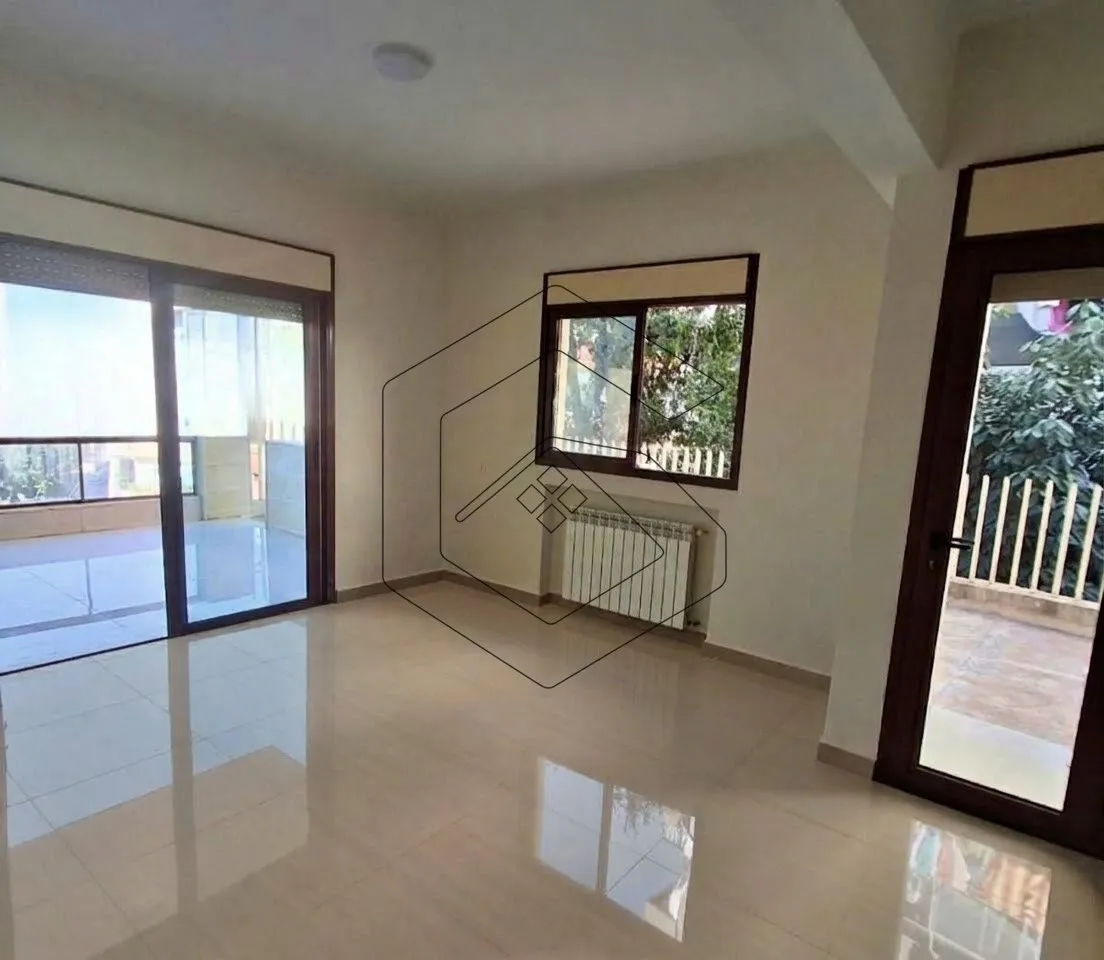Apartment for Rent in Mazraat Yachouh — الصورة 2