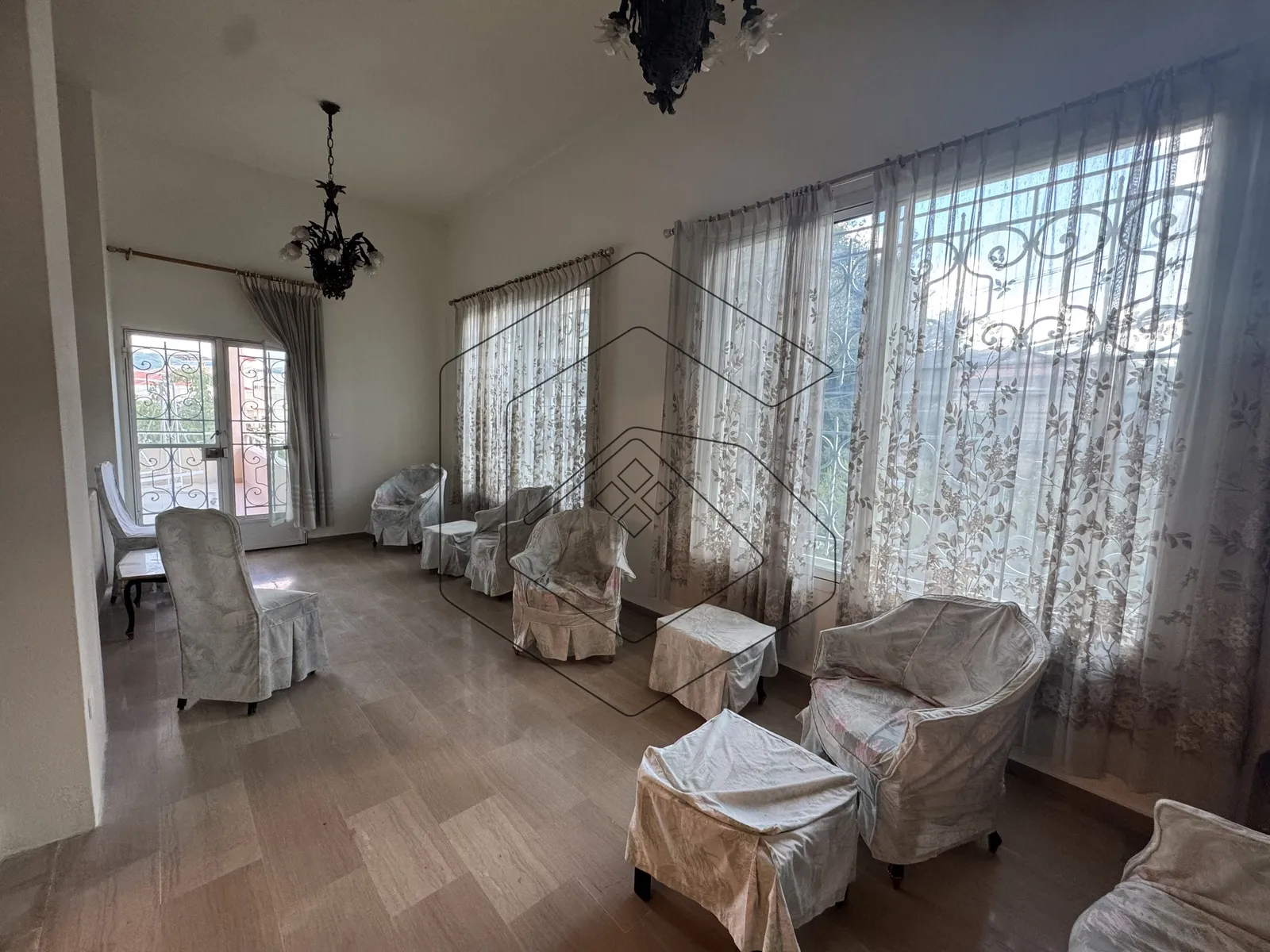 Apartment for Rent in Baabdat