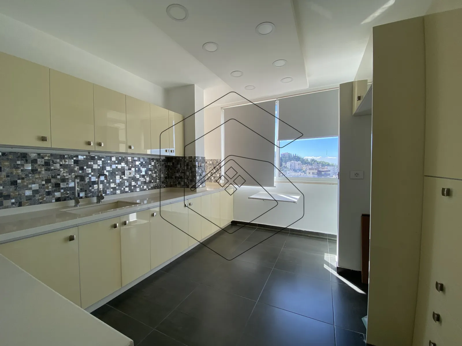 Duplex for Sale in Blat