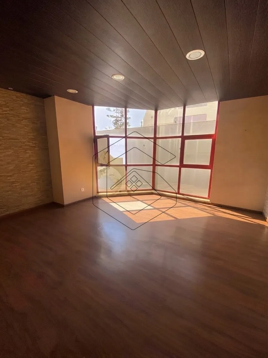 Office for Sale In Zalka