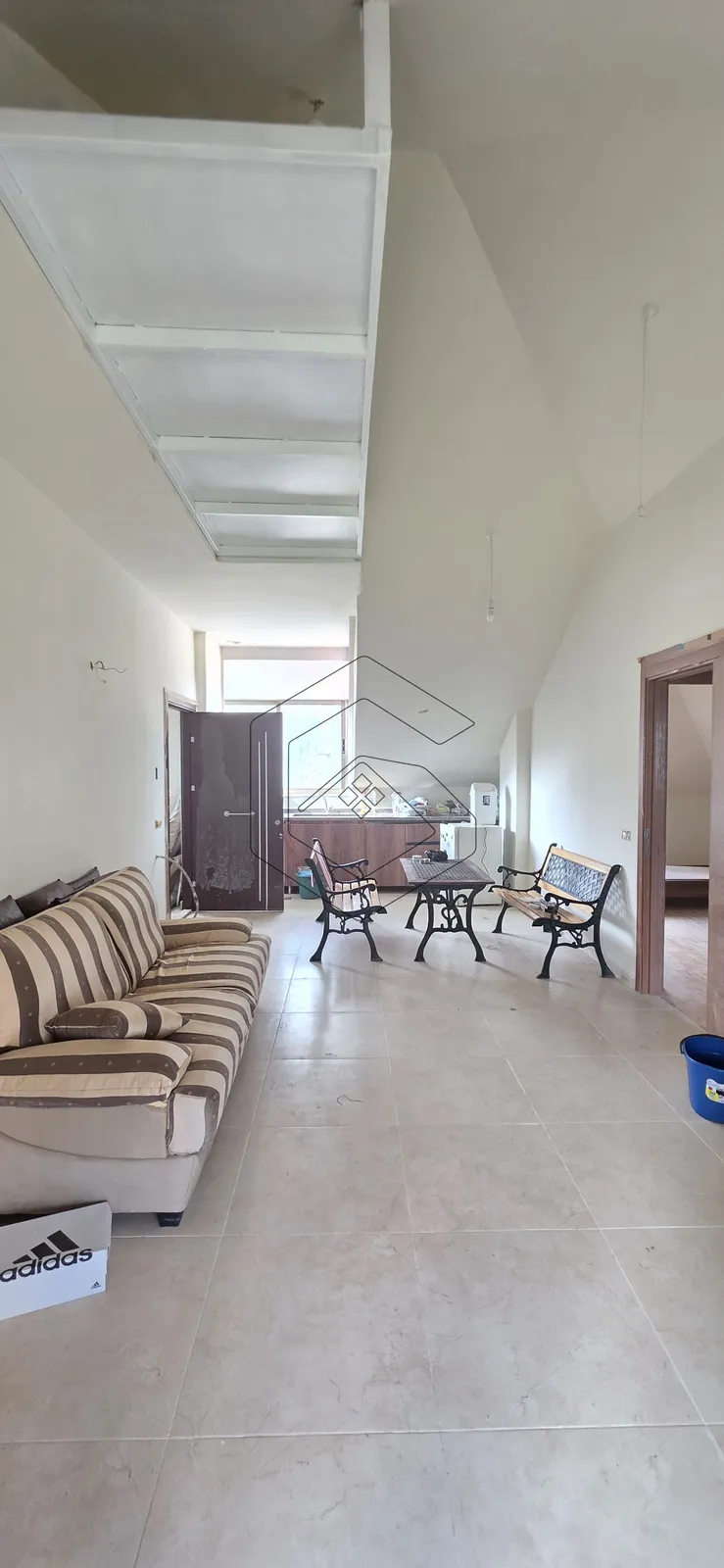 Rooftop for Sale in Ain Aalak