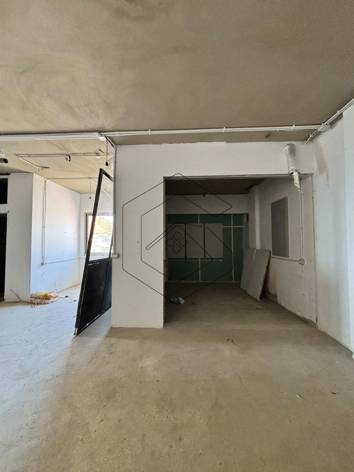 Office for Rent in Byblos — الصورة 3