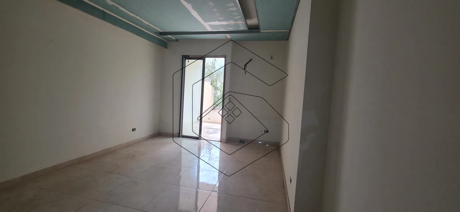 Apartment for Sale in Ain Aalak