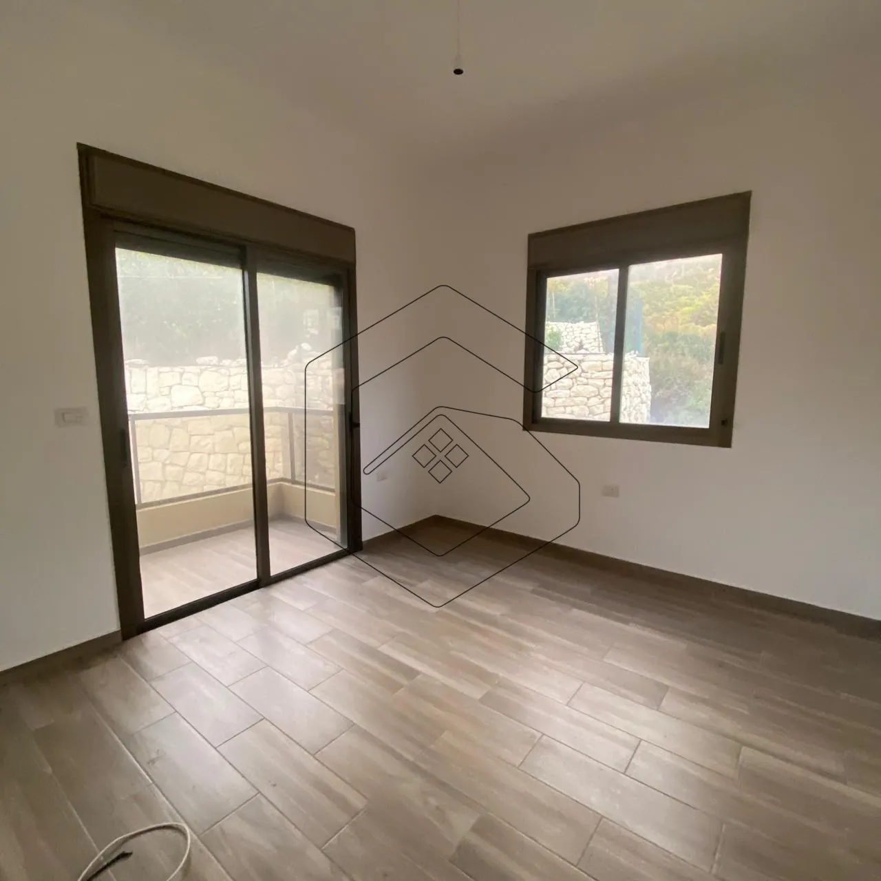 Apartment for Sale In Halat