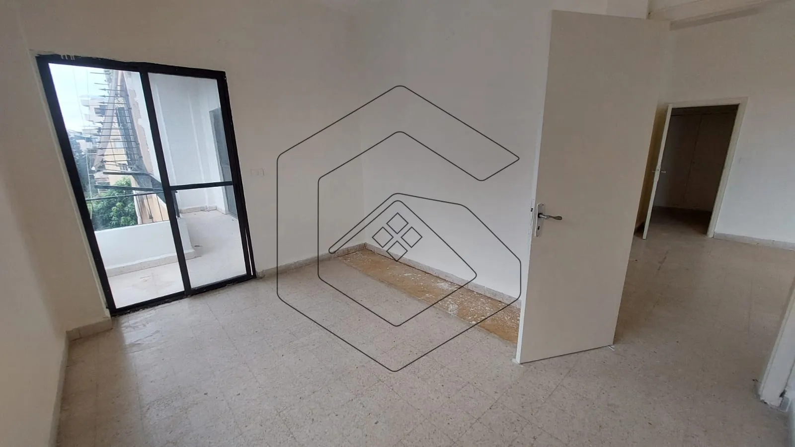 Apartment for Rent In Dbayeh — الصورة 5