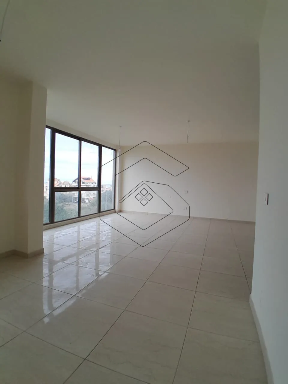 Apartment for Sale in Jbeil — الصورة 2