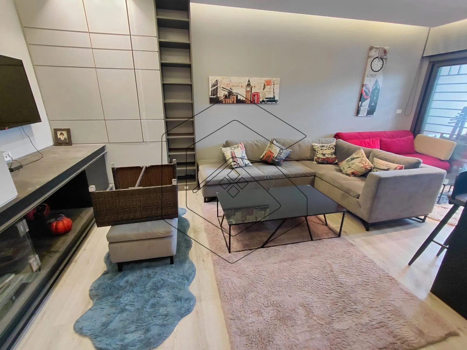 Chalet for Sale in Ras Osta Jbeil — الصورة 3