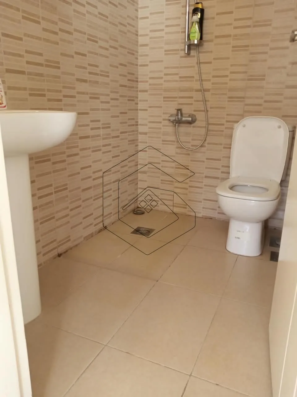 Studio for Rent in Blat — الصورة 3
