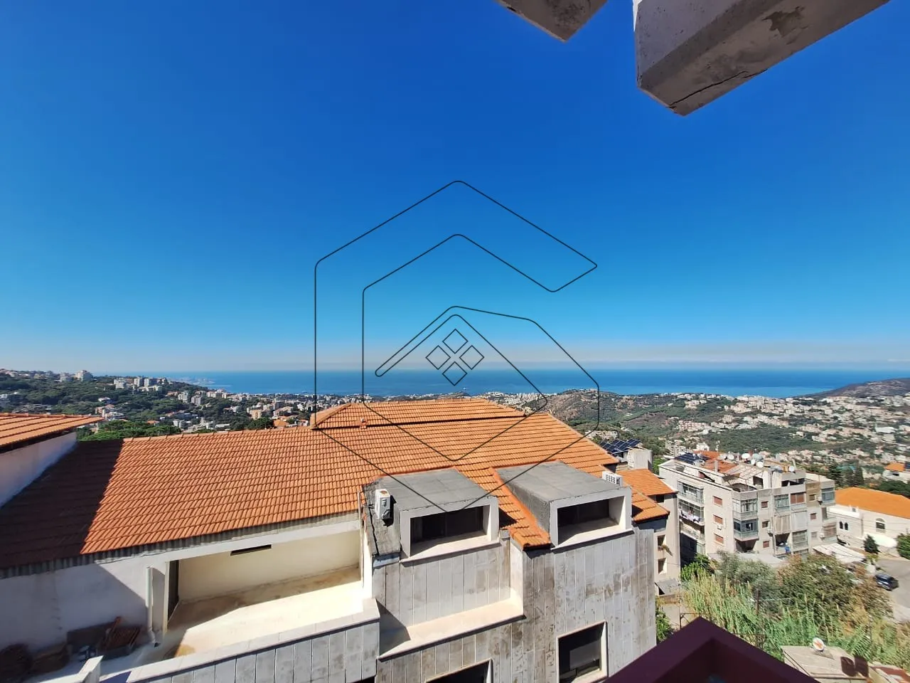 Duplex for Sale In Qornet El Hamra