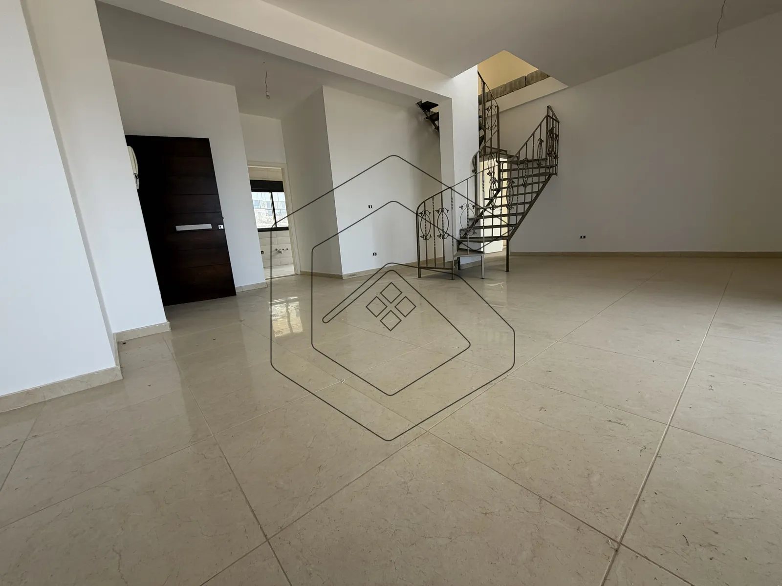 Duplex for Sale in Blat Jbeil — الصورة 3