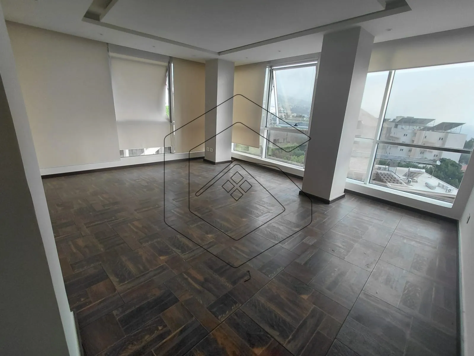 Clinic for Sale in Jbeil — الصورة 3