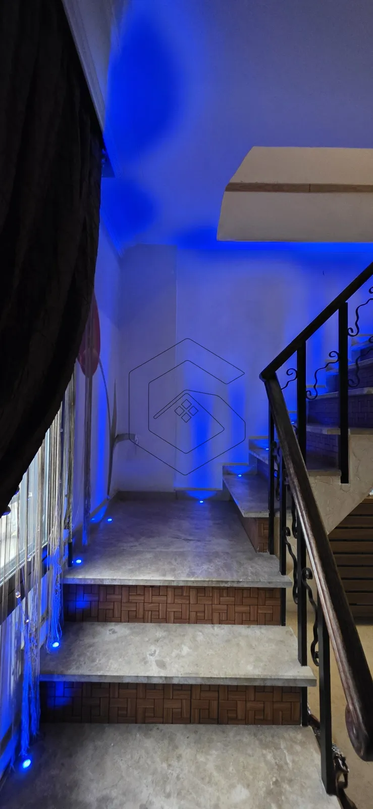 Apartment for Rent in Mazraat Yachouh — الصورة 4