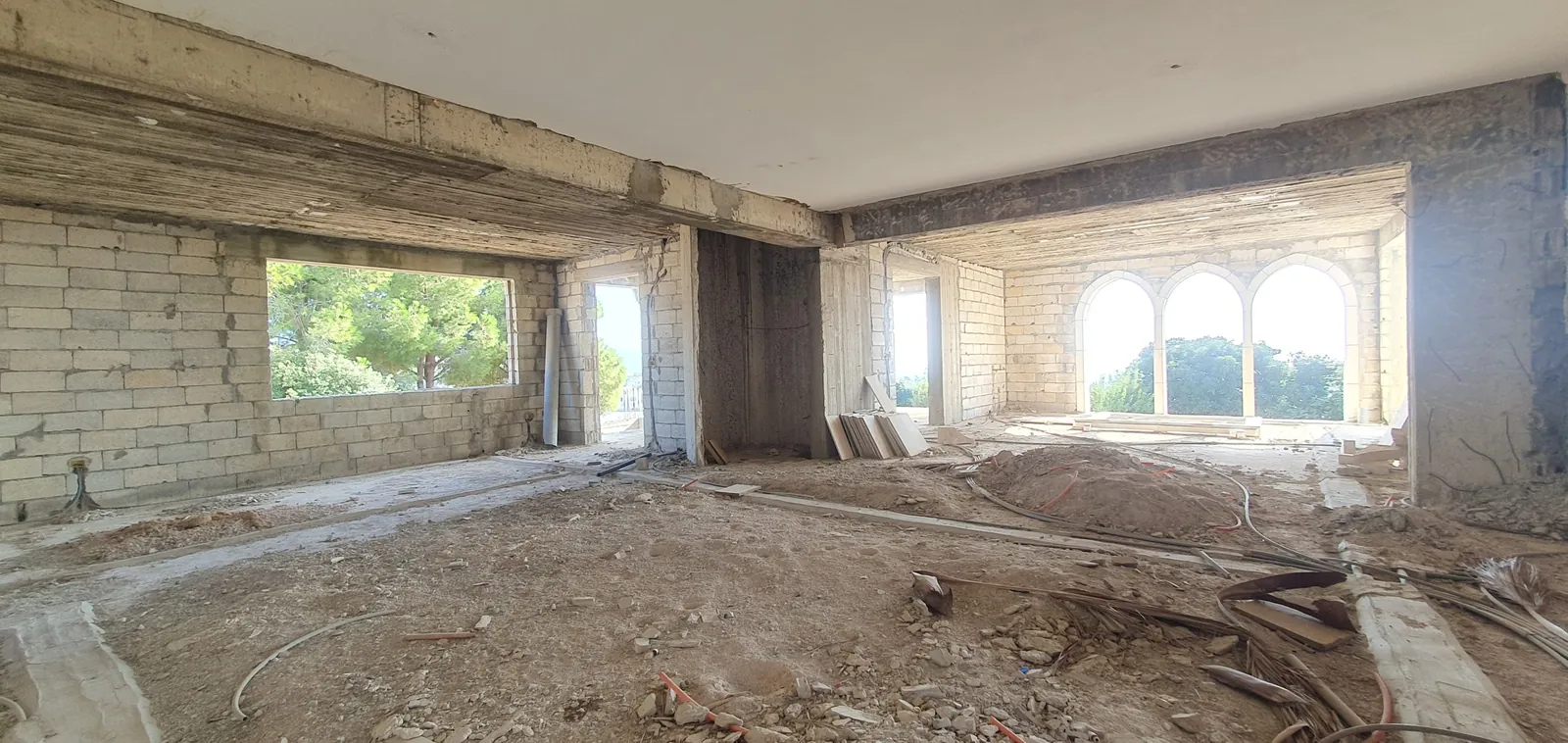 Villa for Sale in Kfarmasshoun - Jbeil