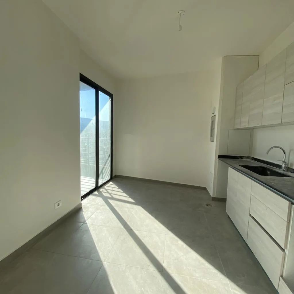 Apartment for Sale in Ain el Remmaneh Baabda — photo 2
