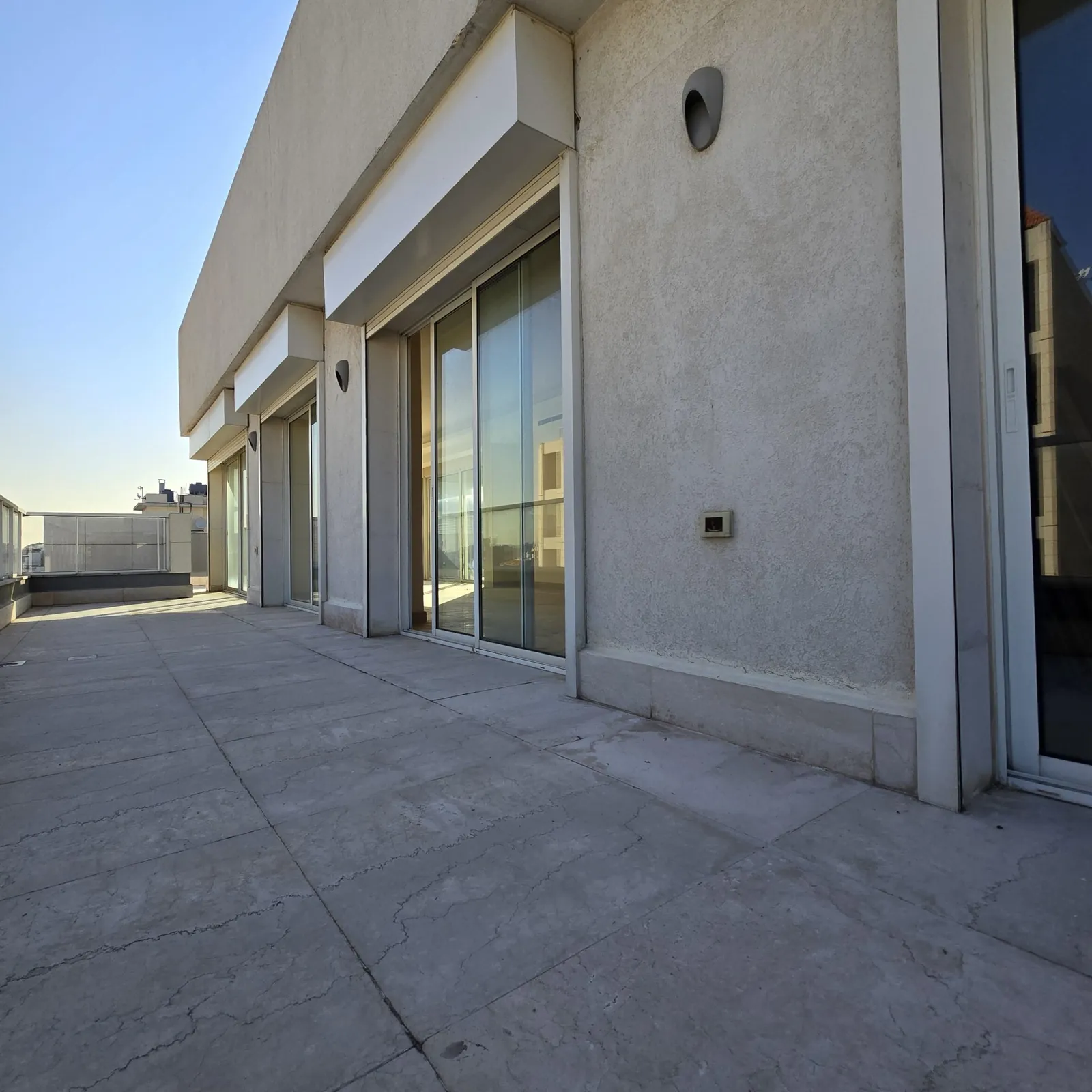 Penthouse for Sale in Furn el Chebbak Baabda — photo 2