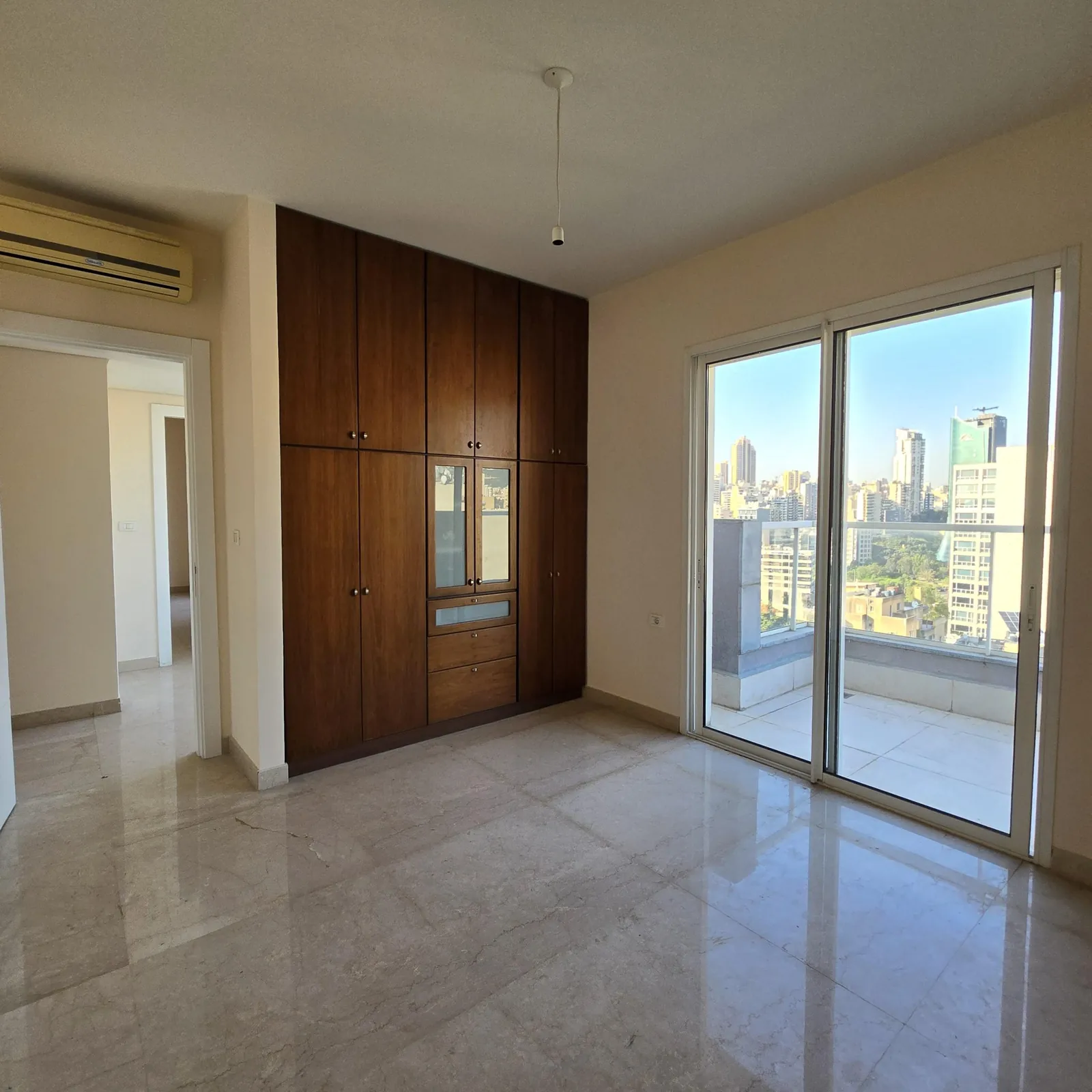 Penthouse for Sale in Furn el Chebbak Baabda — photo 3