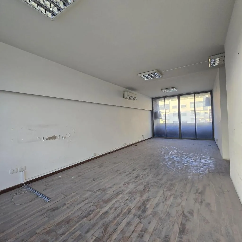 Office/clinic for Rent in Ain el Remmaneh Baabda — photo 2