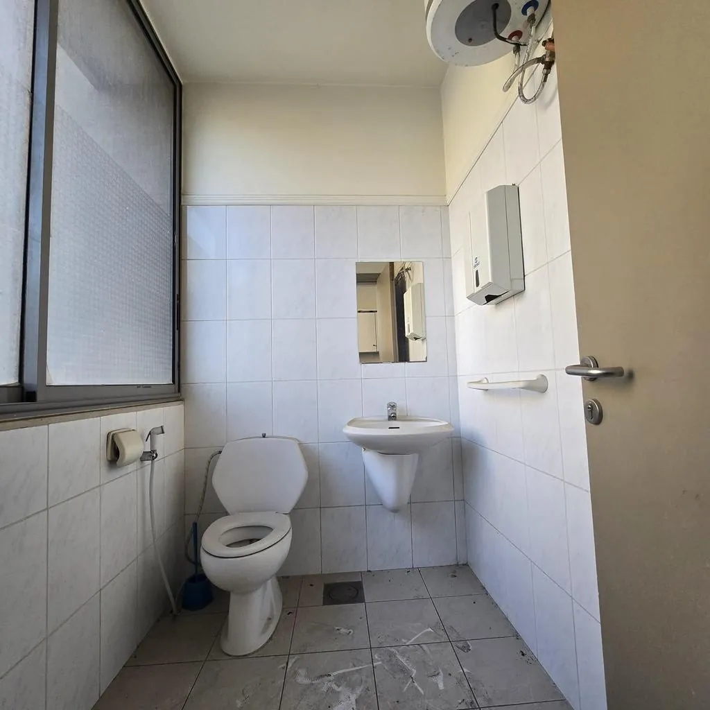 Office/clinic for Rent in Ain el Remmaneh Baabda — photo 4