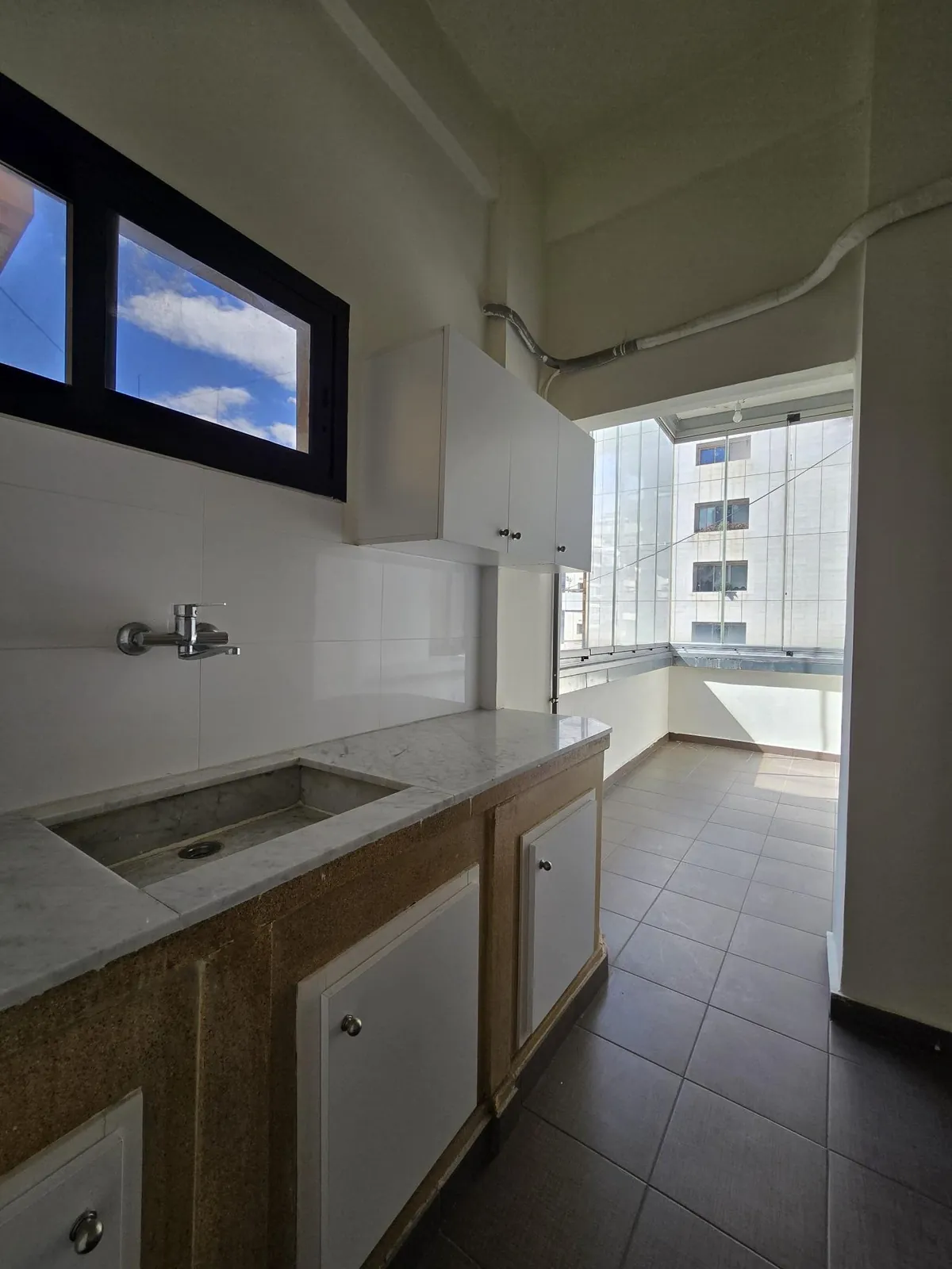 Office for Rent in Badaro Beirut — الصورة 3