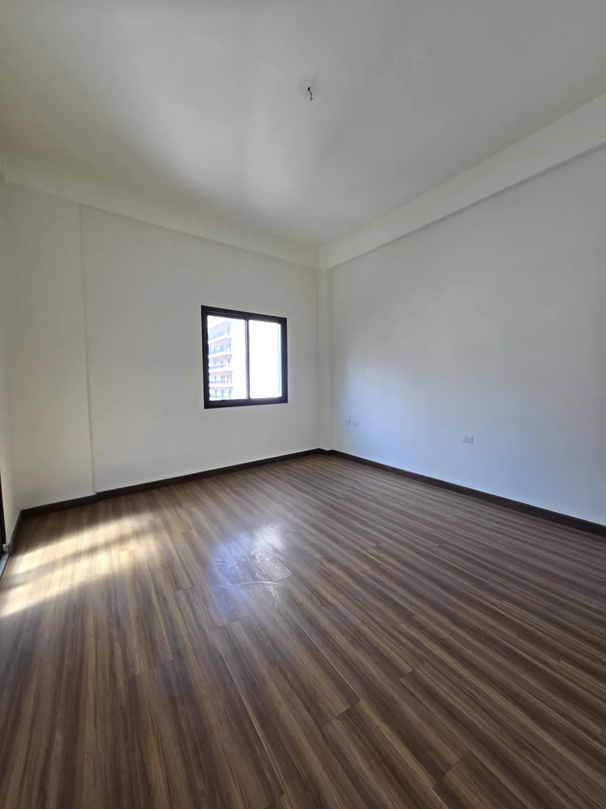 Office for Rent in Badaro Beirut — الصورة 4