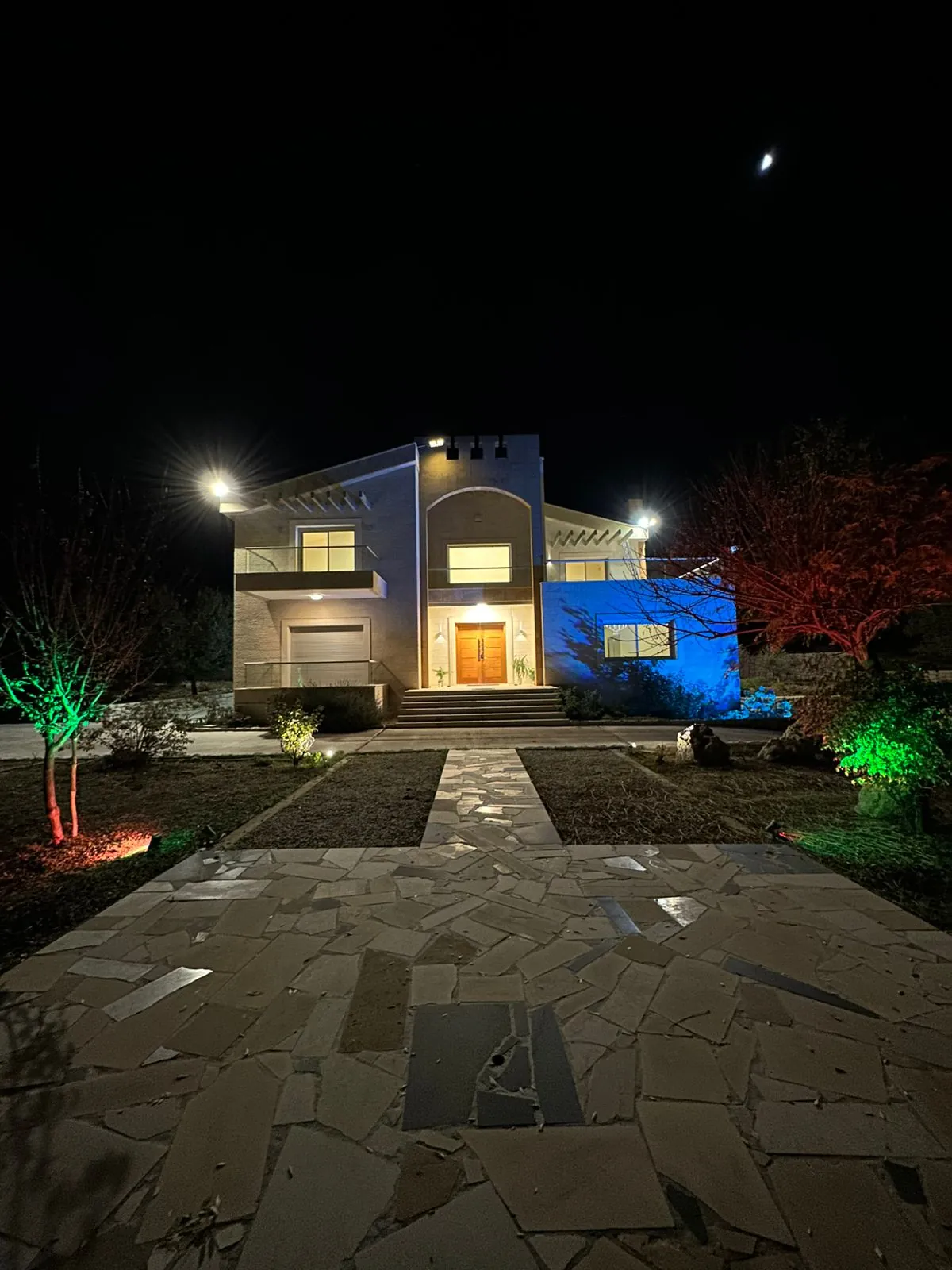 Villa for Sale in Kfarnabrakh Chouf — photo 4