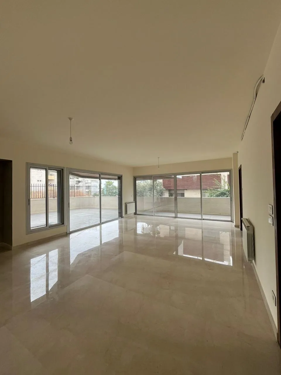 Apartment for Sale in Cornet Chahwan
