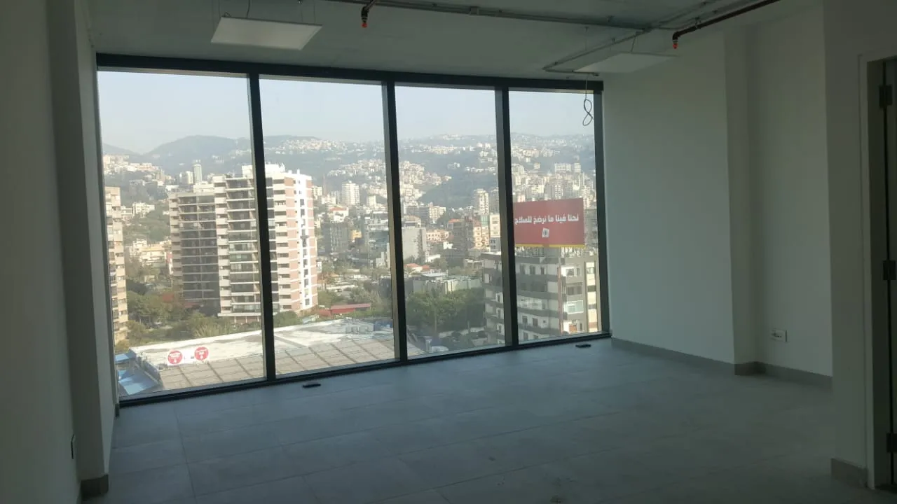 Office for Sale in Naccache — الصورة 4